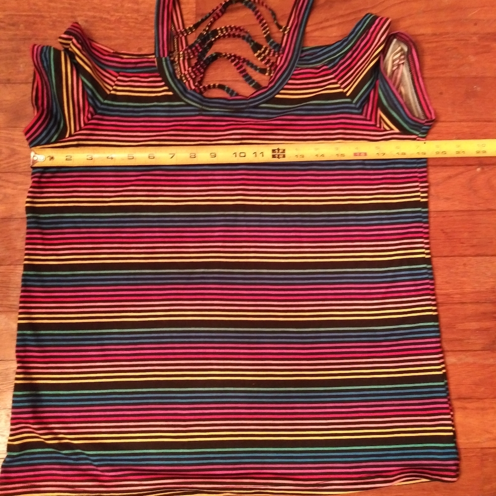 Colorful blouse - Picture 4 of 6